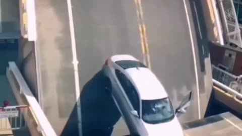 car bridge madness