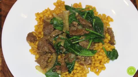How to make turmeric barley with caramelized onions, beef & spinach