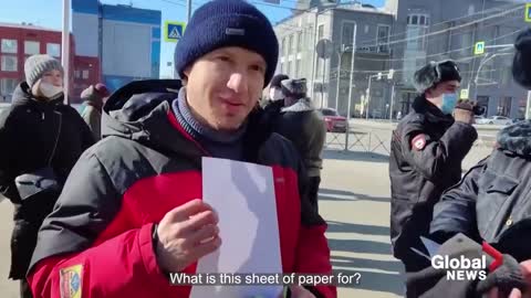 Arrested for holding a BLANK piece of paper (In Russia)