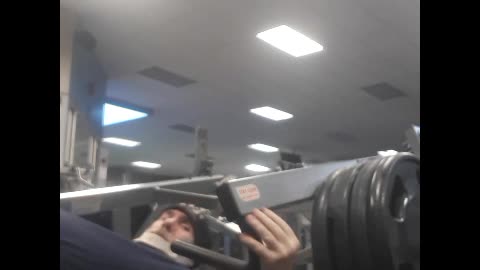 360lbs Hammer flat bench