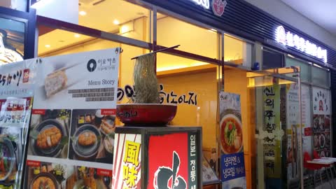 A Very Eye Catching Noodle Sign Stand