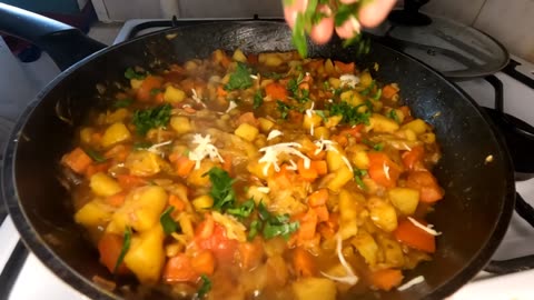 Vegetable stew has never tasted so good! A simple recipe for a healthy dish!