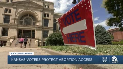 Kansas voters protect abortion rights, block path to ban