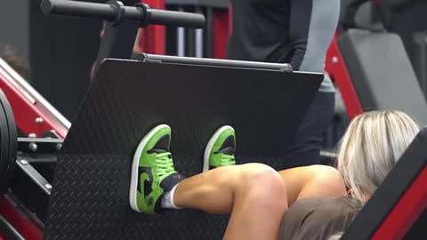 the best way to perform leg press