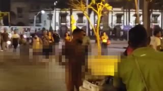 Extranjero desnudo por el Centro Histórico de Cartagena