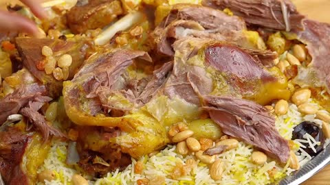 Camel Platter, Camal Arabic food, "Gr liton Food Vloger CapCut"