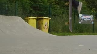 Skateboarding Hardflip B