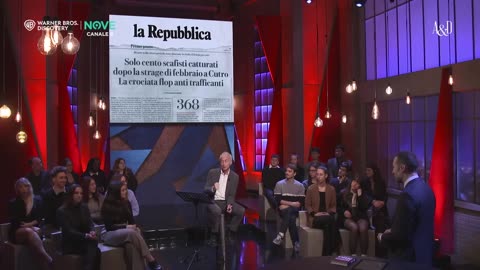 Marco Travaglio in tv sul caso sbarchi di migranti clandestini del governo di Lady Aspen Giorgia Meloni TUTTI I POLITICI SONO SCHIAVI E SERVI DEI BANCHIERI.Giorgia Meloni non è una patriota e non fa gli interessi del popolo,ma dei suoi padroni banchieri