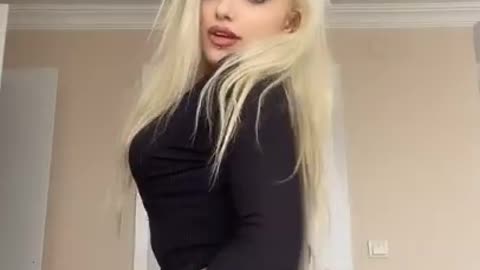 sexy girl tik tok, sexy tik toks, sexy tiktok, tik tok boom boom challenge, sexy women