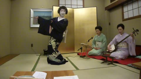 上七軒芸･舞妓奉納舞 上七軒夜曲 北野天満宮節分祭 ２０１６ Dedication dance of Geiko and Maiko