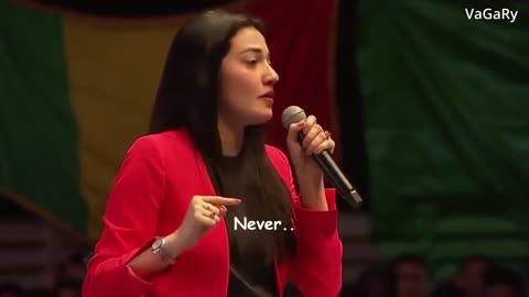 Never Lose that Person | Muniba Mazari Motivational Speech with English Subtitles