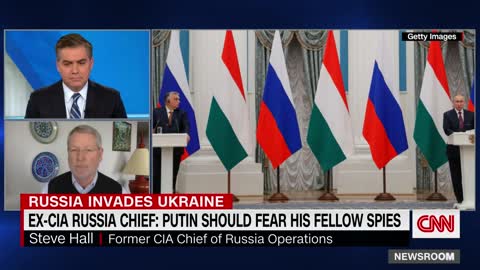 Ex-CIA official explains who PUTIN should be afraid of