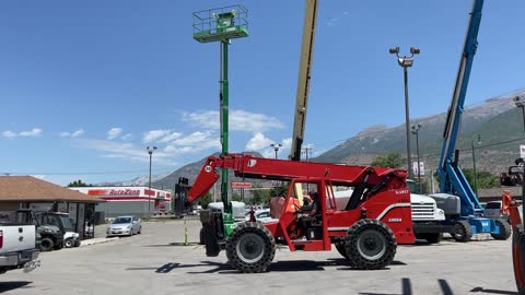 Telehandler Forklift 2000 SkyTrak 10,000 LB 54' Reach Telescopic Fork Lift