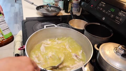 COOKING WITH MC BENZ!! | CHICKEN FEET SOUP!!
