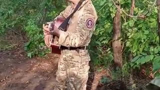🚀🇺🇦 Ukraine Russia War | Russian Soldier from BARS 2 Detachment Sings for Comrades in the LPR | RCF