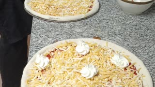 How to make different pizza