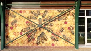 One artist's global mission to paint 50,000 bees