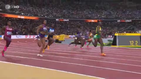 Shericka jackson pullsout ii gabby thomas dominated in the heats ii womens 200m olympic games