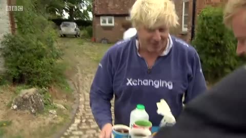 The former foreign secretary Boris Johnson has a new job - BBC News