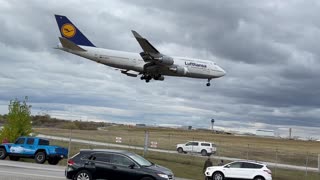 Lufthansa Low Landing