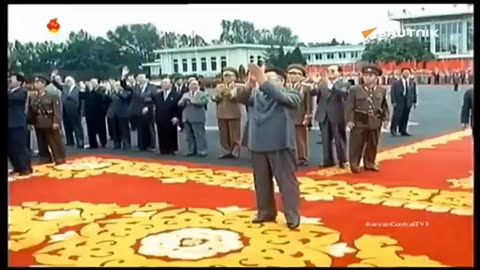 🇷🇺🇰🇵 Imagens de arquivo raras: a visita de Estado de Vladimir Putin à Coreia do Norte em 2000