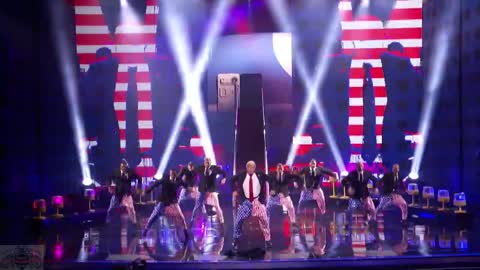 America's Got Talent 2017 Donald Trump - Hammer Time