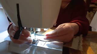Janome Skyline S7 - Attaching the Accufeed to your sewing machine