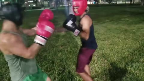 SOUTHBEACH BOXING PT. 1| WRESTLER TRIES BOXING