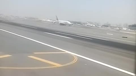 Airoplan runway video | Traveling to UAE | Airoplane Islamabad airport