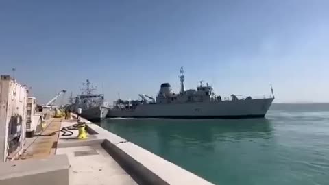 Британский Королевский флот: Два корабля британских ВМС столкнулись на базе в Бахрейне