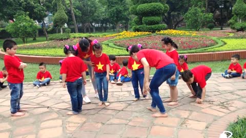 Jump rope - Vietnamese Folk Games
