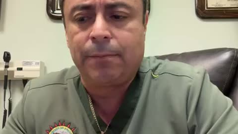 EL DR ADRIAN GIRALD NOS HABLA DE PACIENTES FALLECIDOS Y OTROS CON SU SALUD DETERIORADA LUEGO DE LA VACUNACION