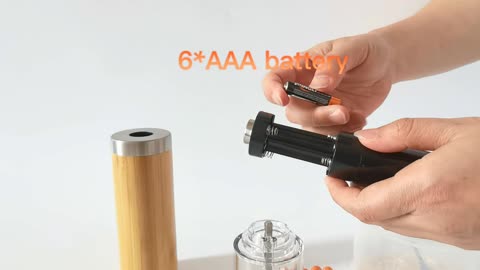 2022 HOT SELLING ELECTRIC WOOD SALT AND PEPPER MILL