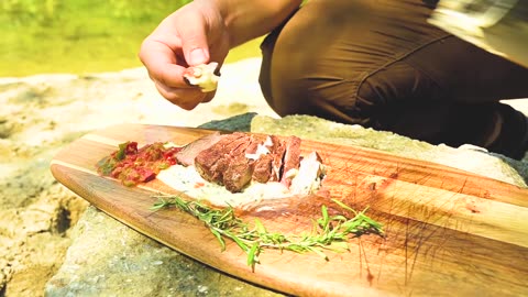 Cooking green pepper beef on stone. ASMR cooking in nature!!