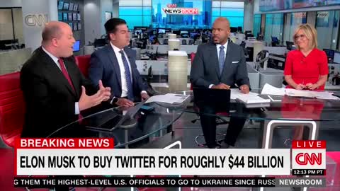 Brian Stelter pretends he gets invited to parties