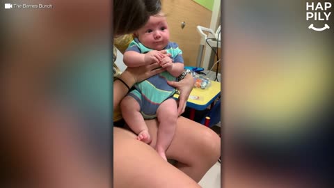 Baby Stops Crying When Hearing Parents' Voices For First Time