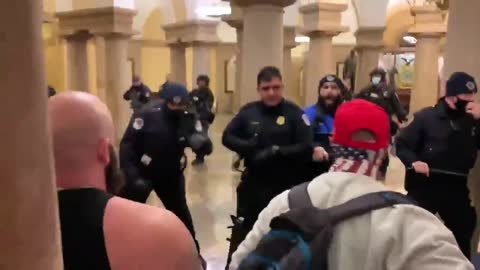 Protesters enter main area of the Capitol Building | The Washington Pundit