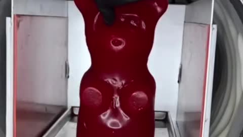 Giant Gummy Bear Freeze Dry!