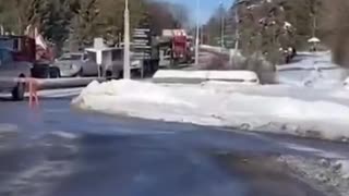 Cops blocking driving to Trudeaus Home