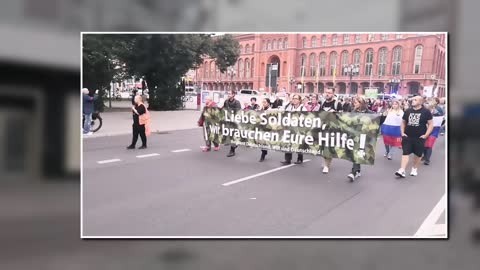 WIR zusammen - Alexanderplatz: 12 Bezirke eine Botschaft "Frieden - Freiheit - Souveränität"