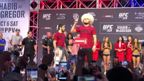 STAREDOWN!! CONOR MCGREGOR AND KHABIB NURMAGOMEDOV UFC 229