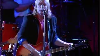 Tom Petty and the Heartbreakers - Straight Into Darkness (Live at Farm Aid 1985)