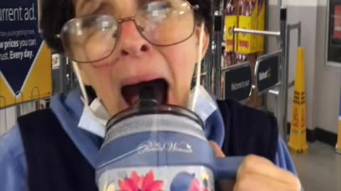 Walmart Greeter Loves her Pioneer Woman Tumbler