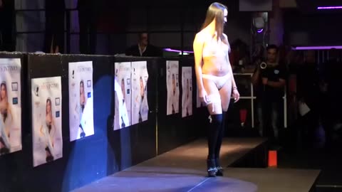 Girl Beauty Pageant - Hot Underwear & Spike Heels Contes