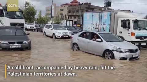 Rainfall floods Palestine's Gaza streets