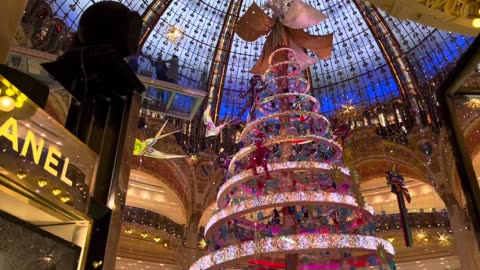 ***Paris city walks Christmas Tree Galeries Lafayette Paris, France 4K***