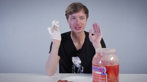 People Try Weird American Food That Shouldn’t Exist