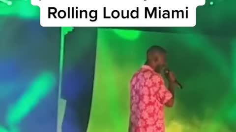Kid Cudi walksoffstage after being pelted with objects at Rolling Loud Miami