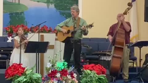 Joy to the World - Ayres of Promise w/ 8 year old Elizabeth Ayres, Dean Johnson, and Jack Metzger