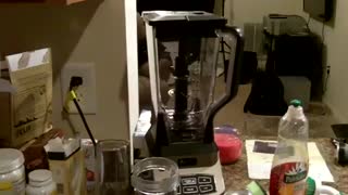 Ninja Professional 1,000w Blender + Blend Cups: POWER!
